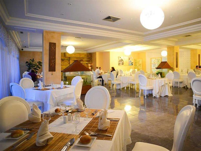 One Resort 莫纳斯提尔 外观 照片