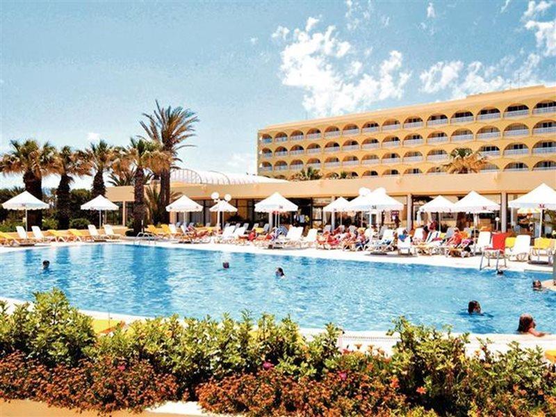 One Resort 莫纳斯提尔 外观 照片