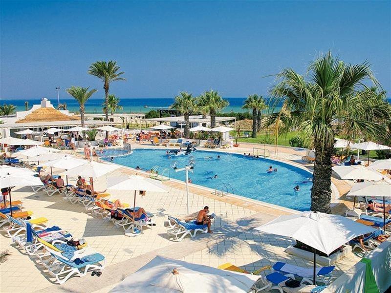 One Resort 莫纳斯提尔 外观 照片