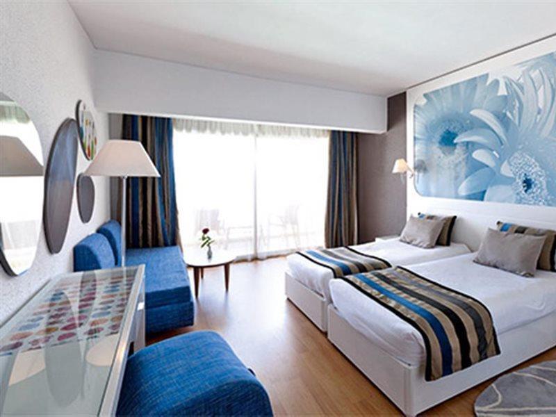 One Resort 莫纳斯提尔 外观 照片