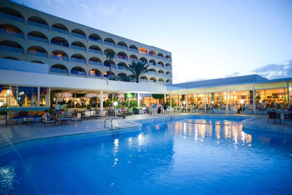 One Resort 莫纳斯提尔 外观 照片